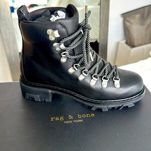 Rag & Bone - Women’s Boot

Shiloh Hiker - Size 37 (6 1/2 - 7)

Brand New